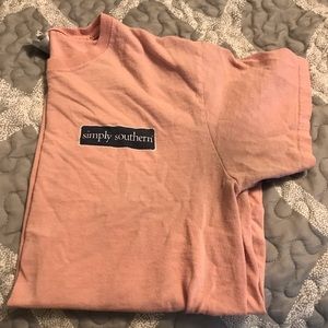Women’s simply southern tee